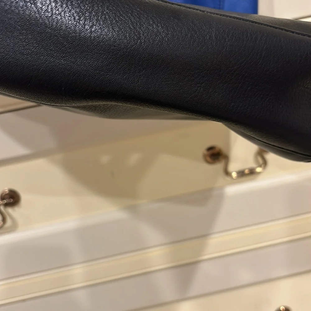 Audrey‎ Brooke leather purse